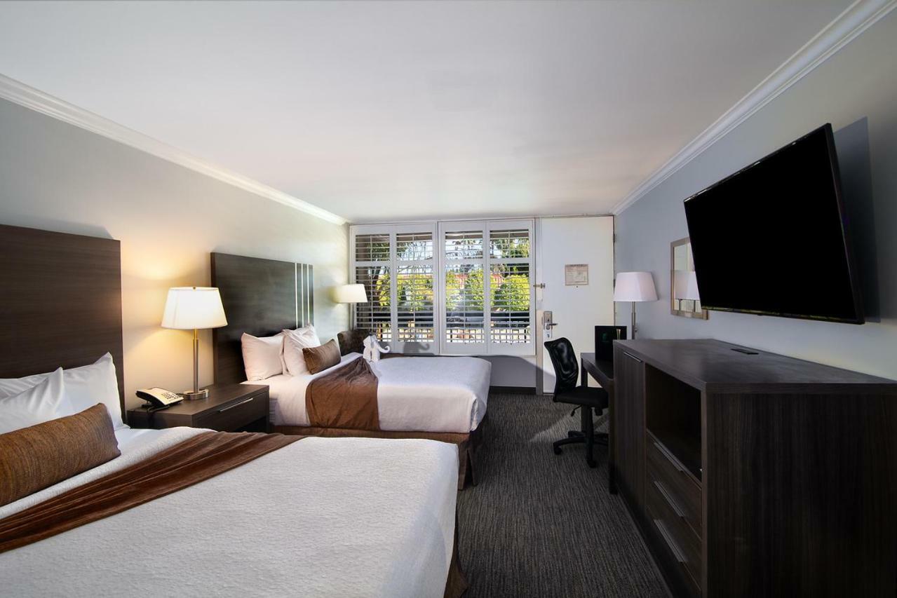 Palm Garden Hotel Thousand Oaks Exterior foto